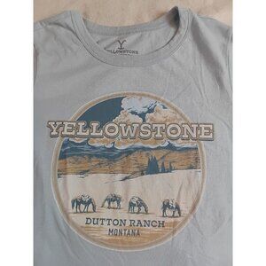 Yellowstone Dutton Ranch Montana T-Shirt Medium Womens